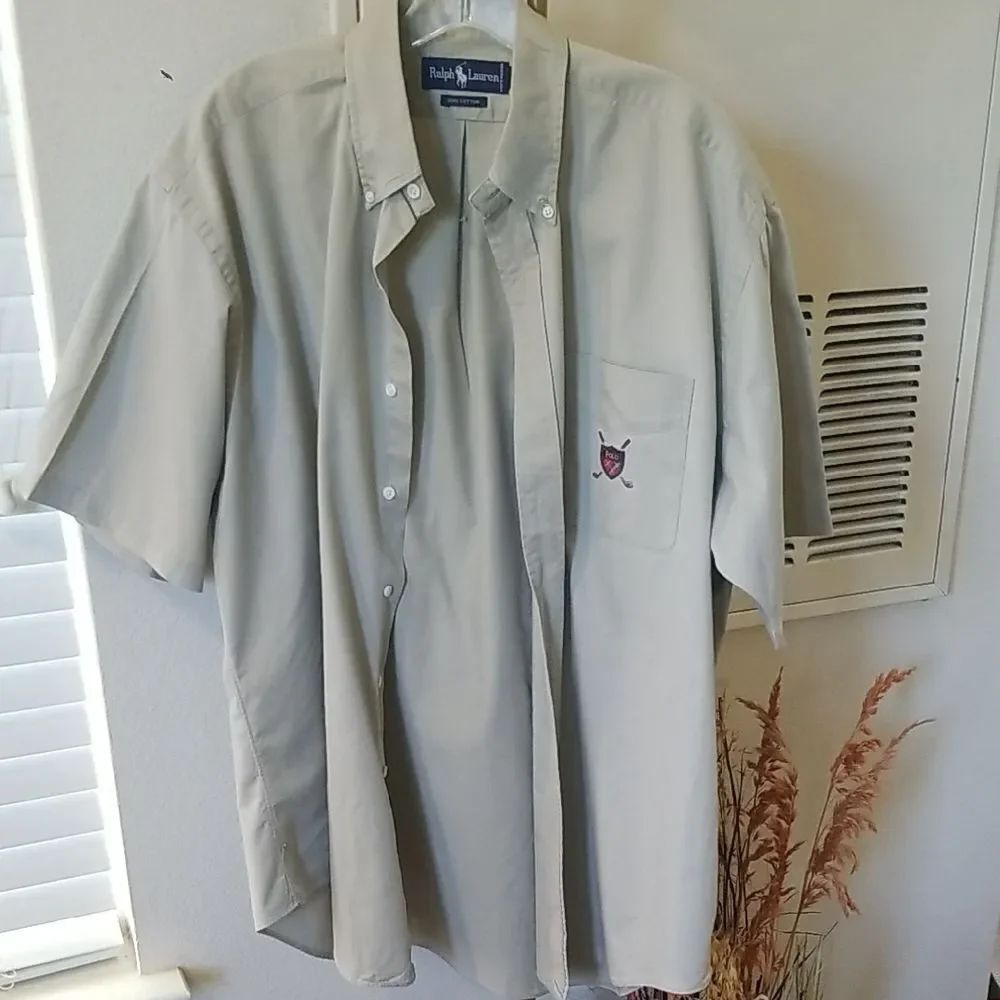 VINTAGE RALPH LAUREN CHAPS KHAKI BUTTON-UP SHIRT SIZE LARGE